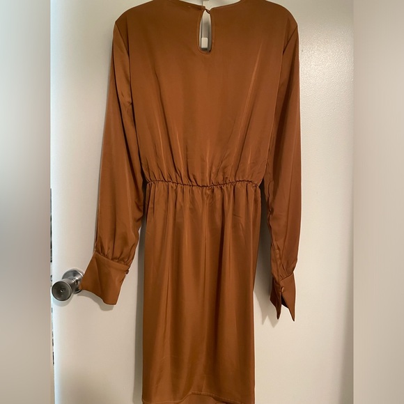 Long Sleeve Satin Tie Waist Dress - Picture 5 of 6